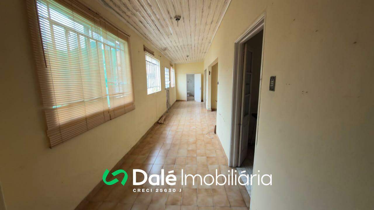Casa à venda no Centro: 