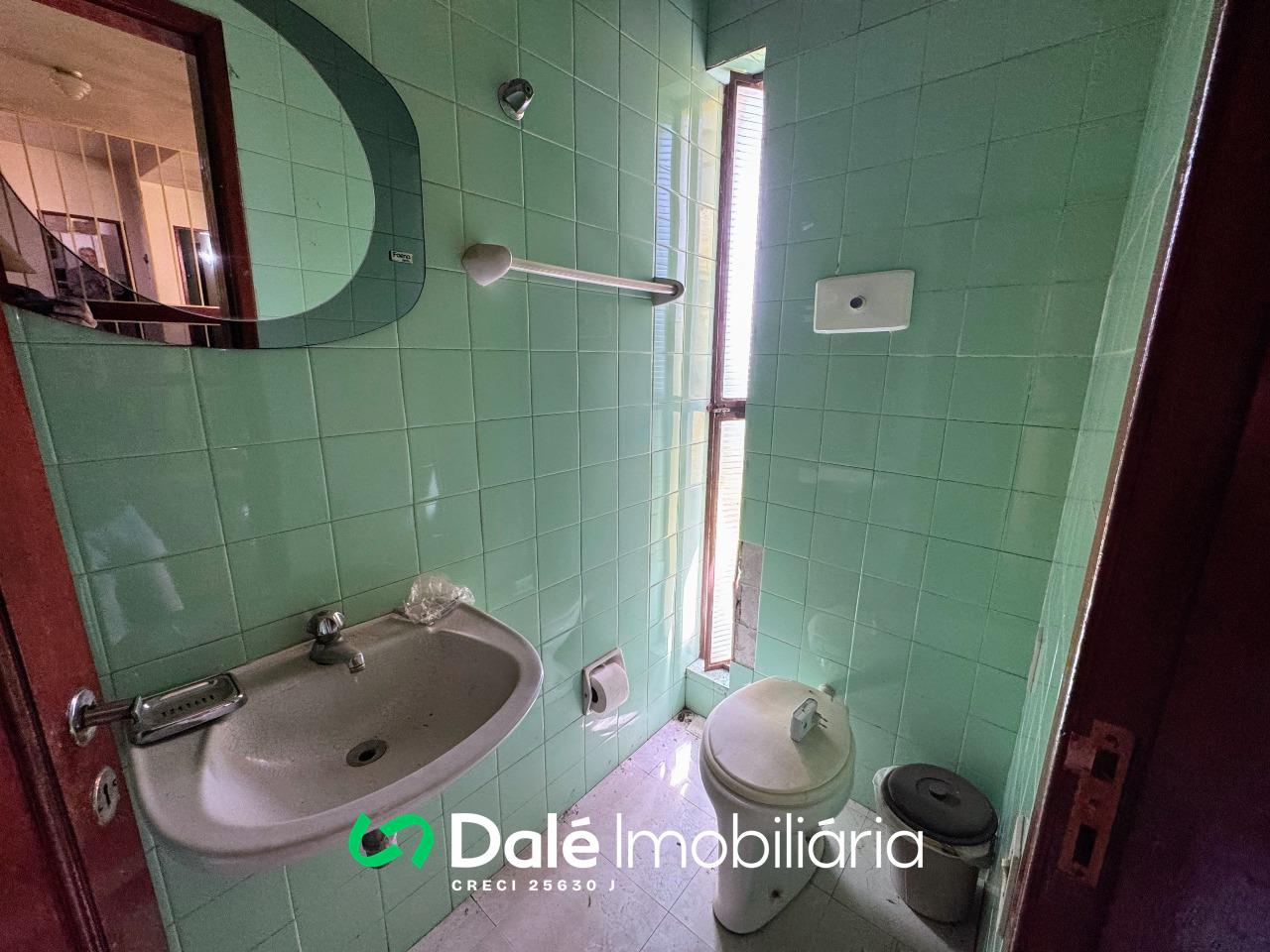 Casa à venda no Centro: 