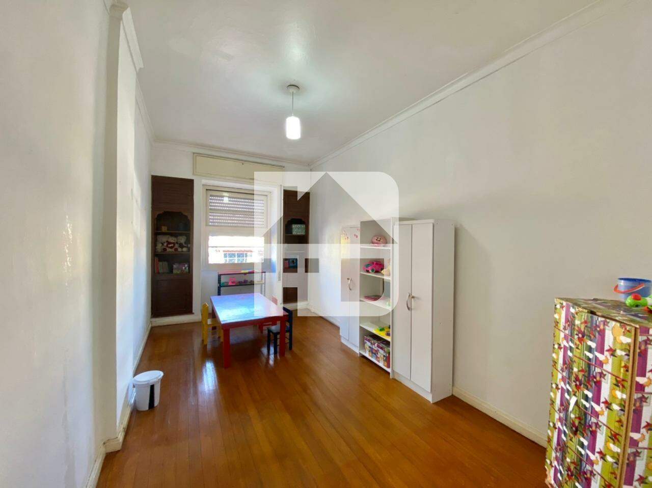 Casa à venda no Centro: 
