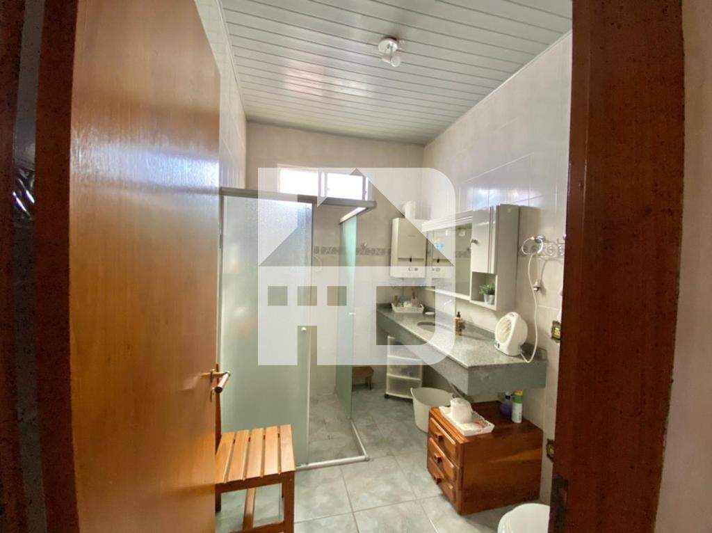 Casa à venda no Centro: 