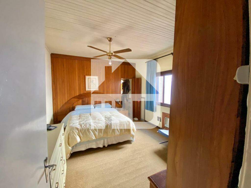 Casa à venda no Centro: 