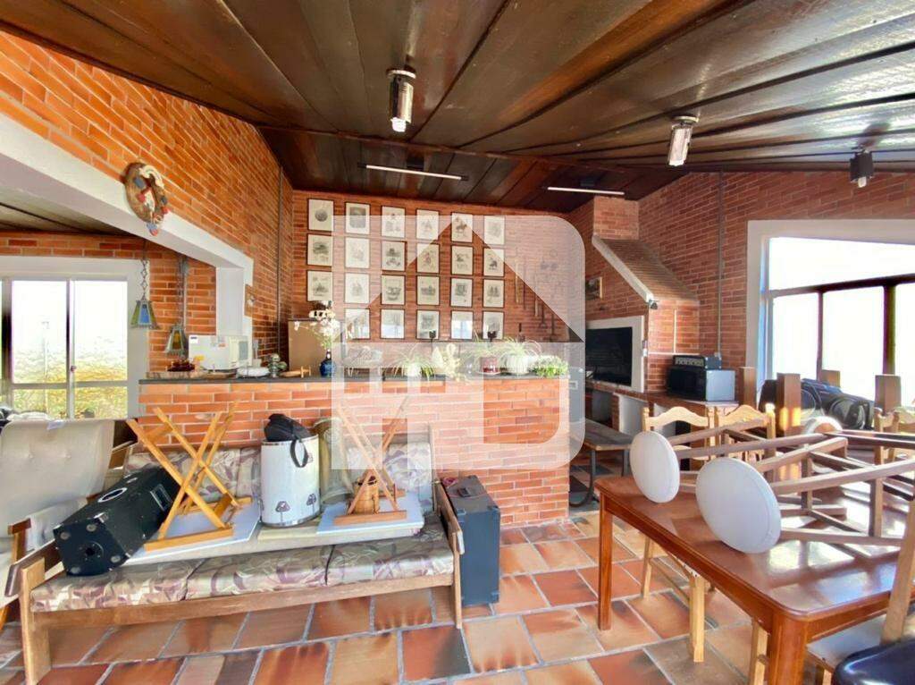 Casa à venda no Centro: 