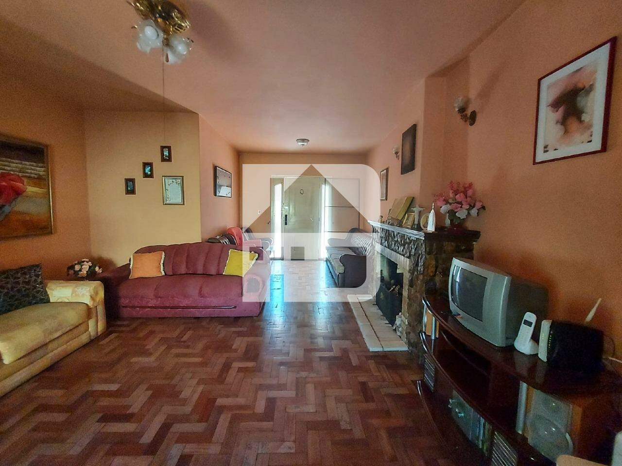 Casa à venda no Centro: sala de estar 