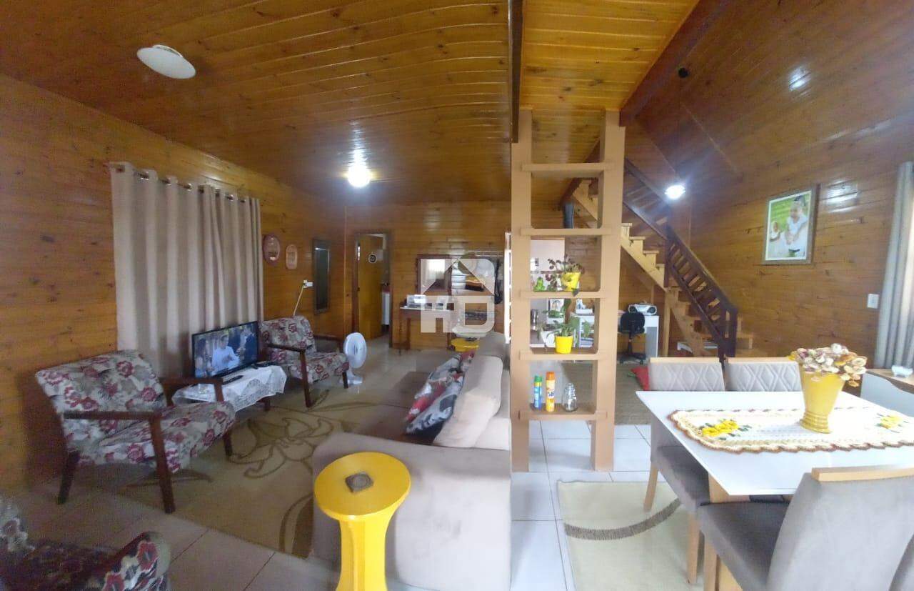 Casa à venda no Floresta: Sala de estar