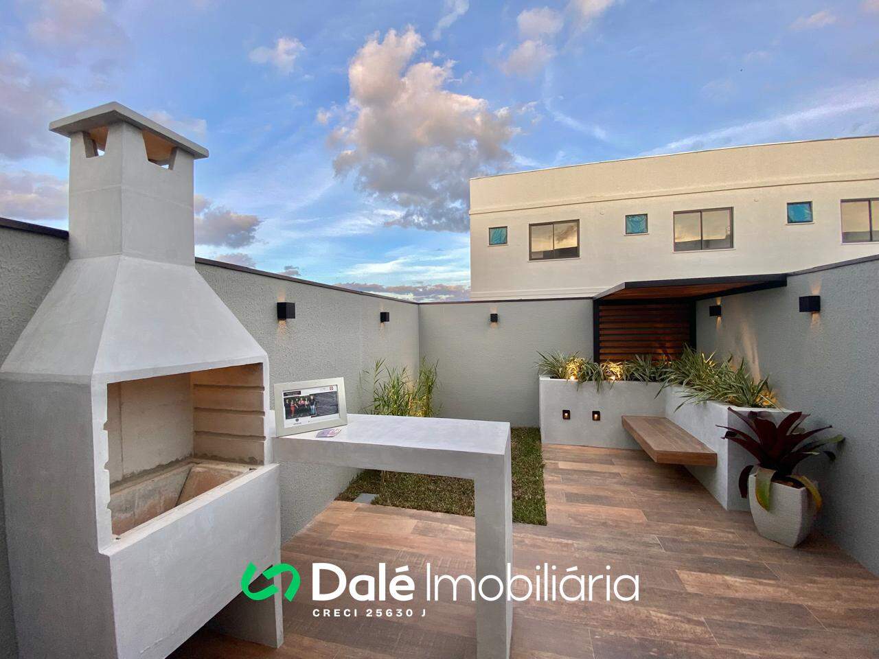 Casa à venda no Industrial I: 