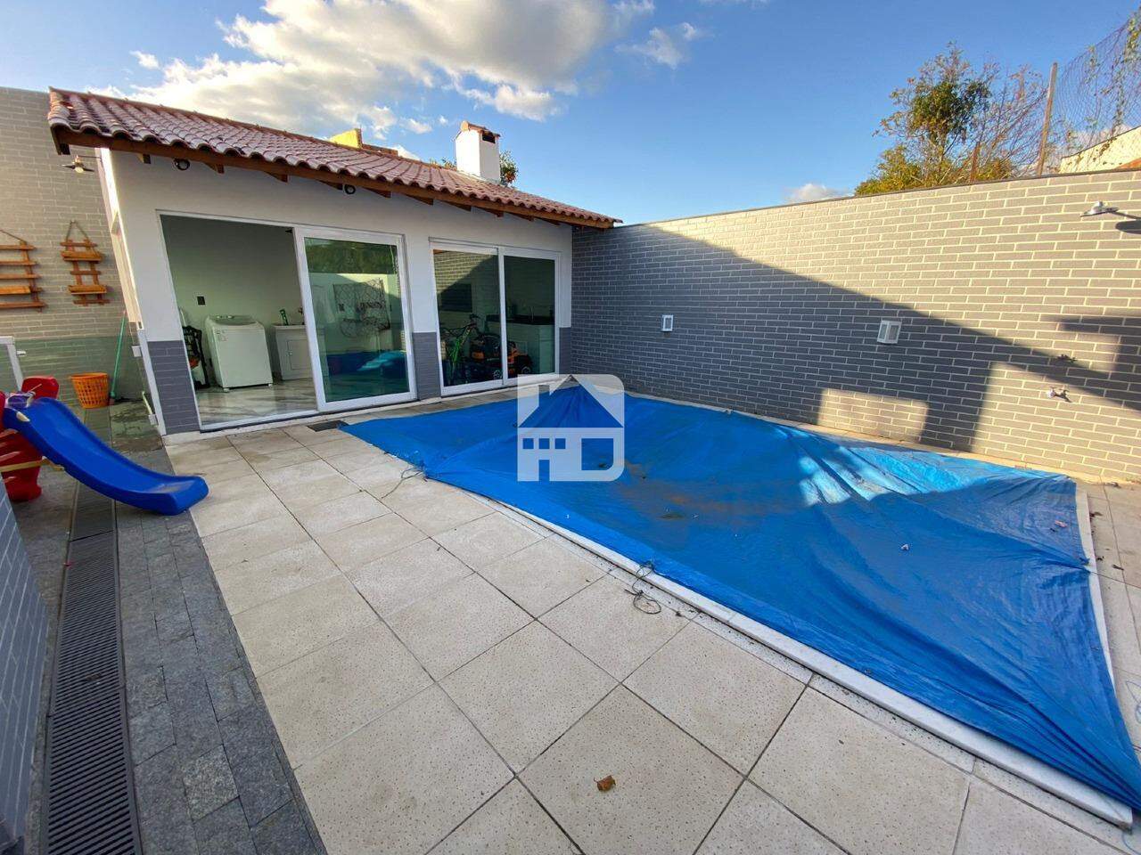 Casa à venda no Centro: 