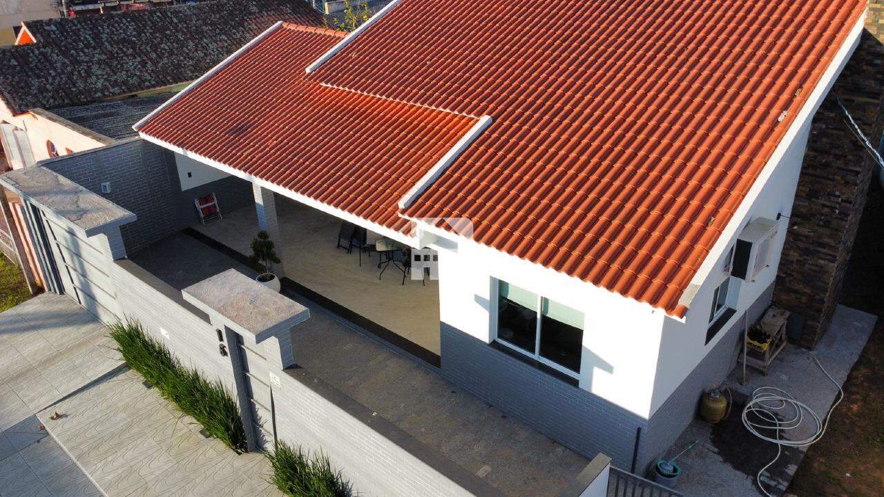 Casa à venda no Centro: 
