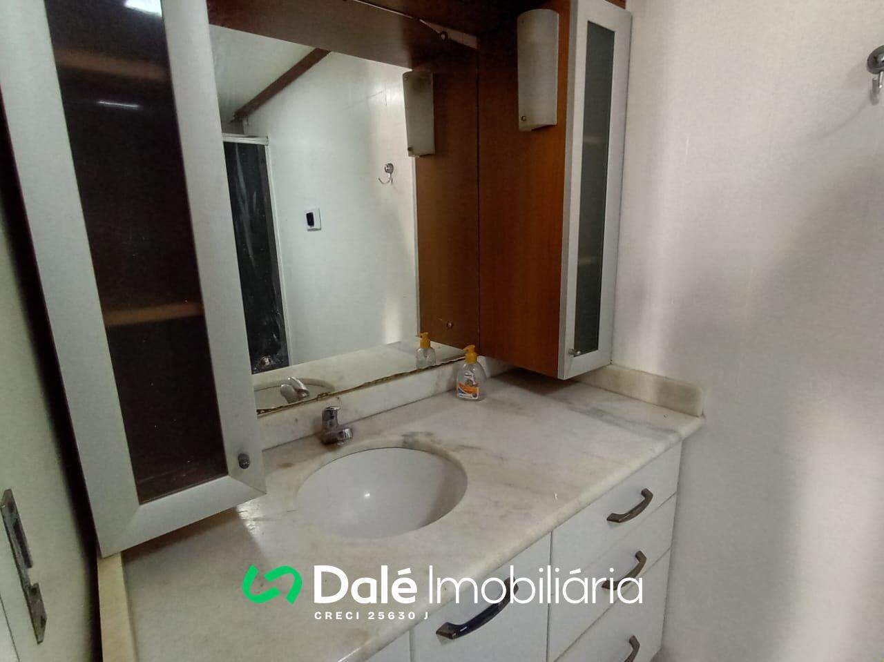 Apartamento à venda no Getúlio Vargas: 