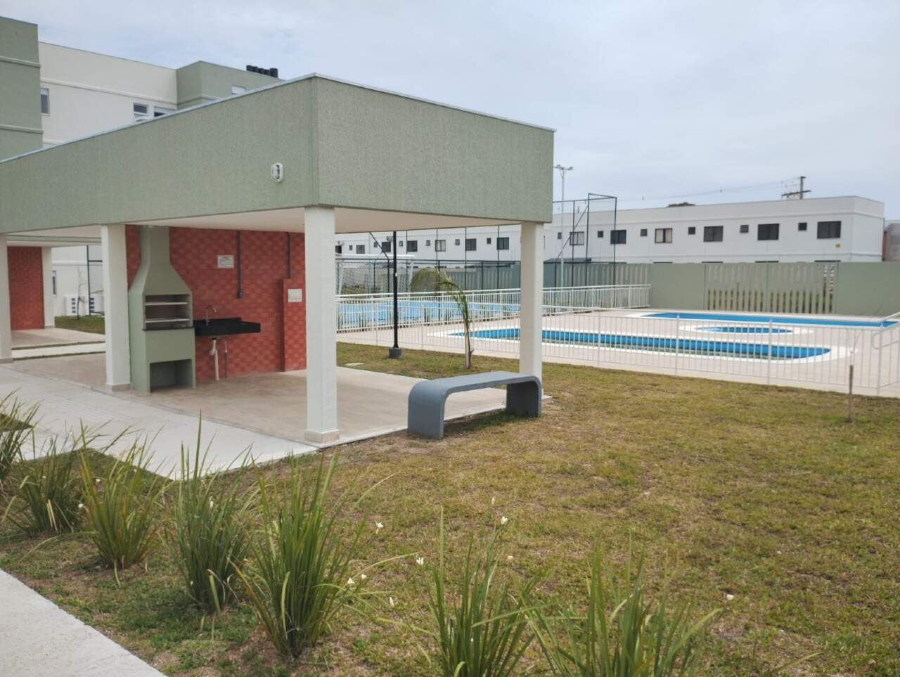 Apartamento à venda no Industrial I: Quiosques com churrasqueiras