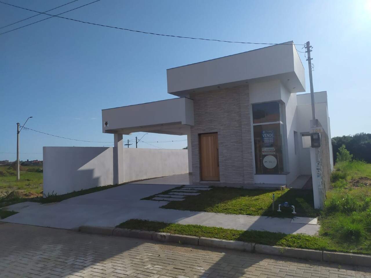 Casa à venda no Getúlio Vargas: Fachada moderna