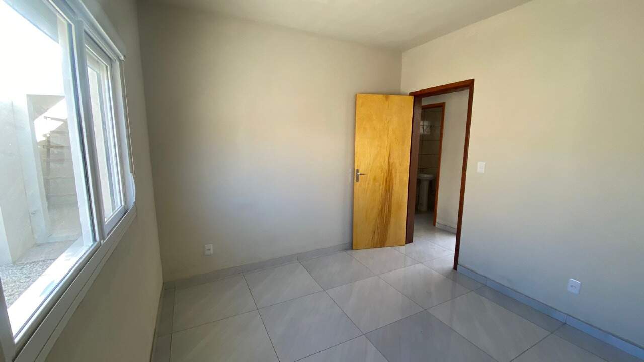 Casa à venda no Industrial I: 