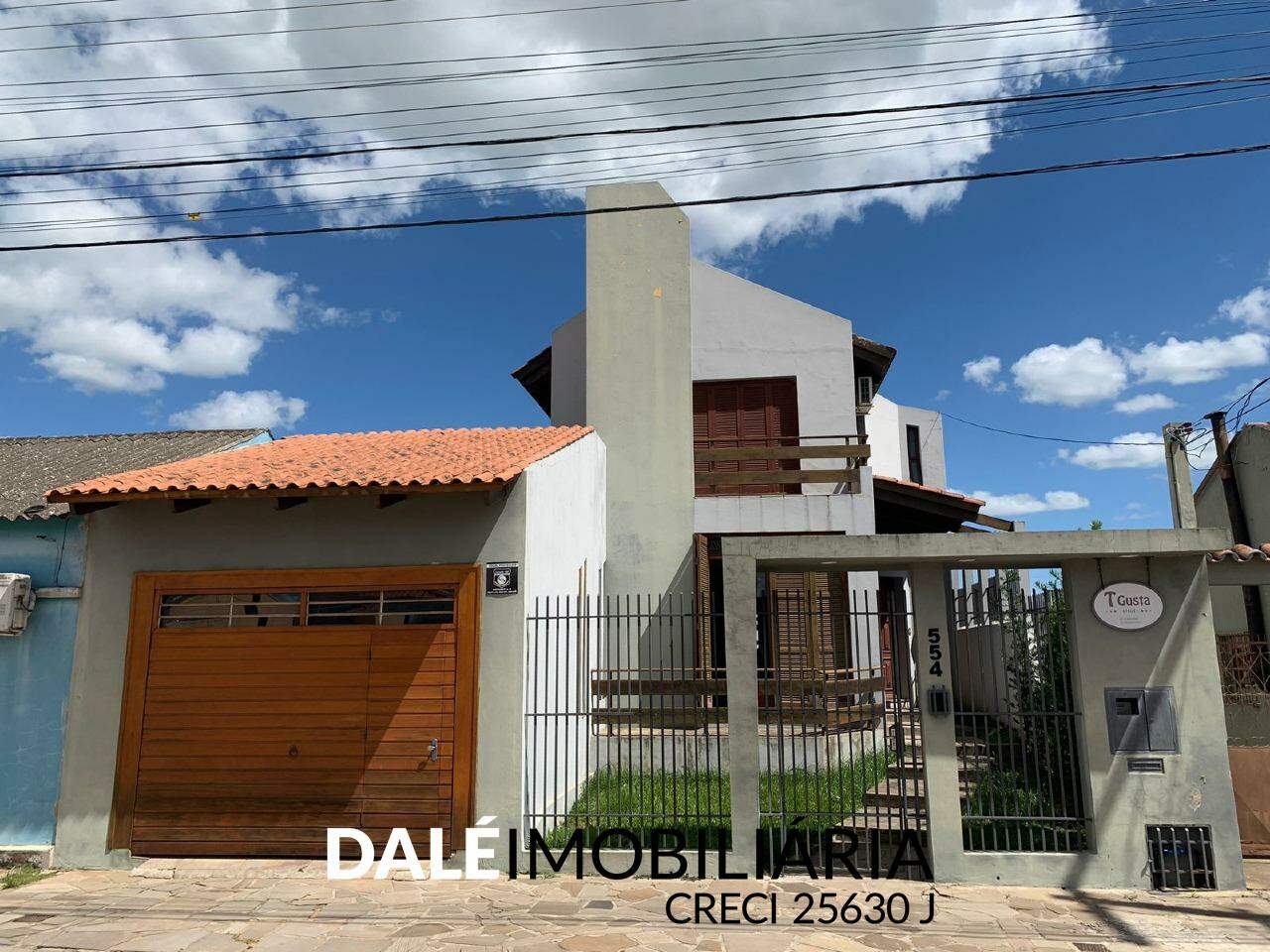 Casa à venda no Centro: 