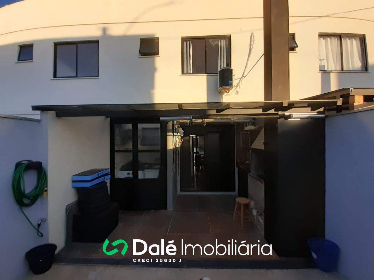 Casa à venda no Industrial I: patio privativo