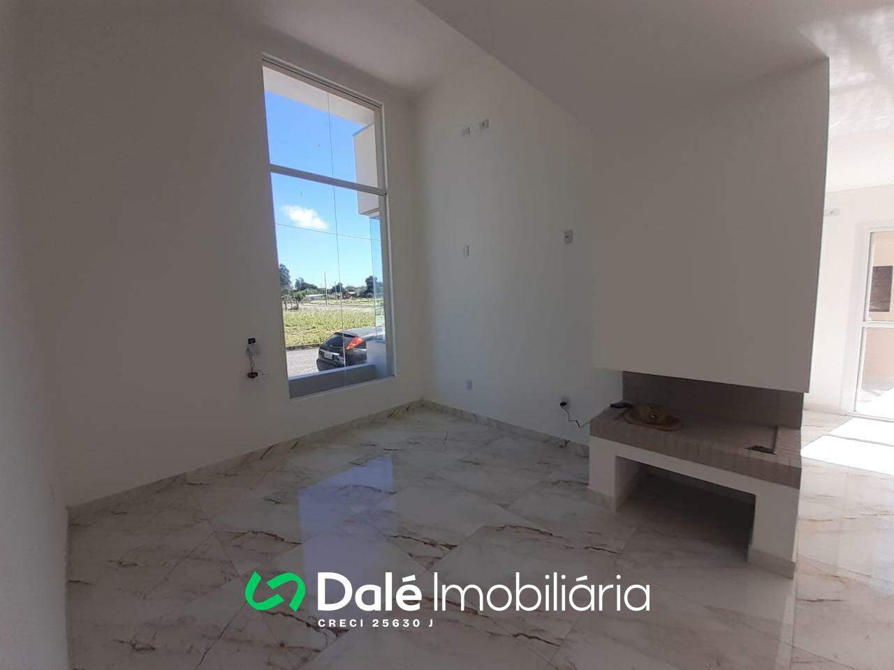 Casa à venda no Industrial I: Lareira