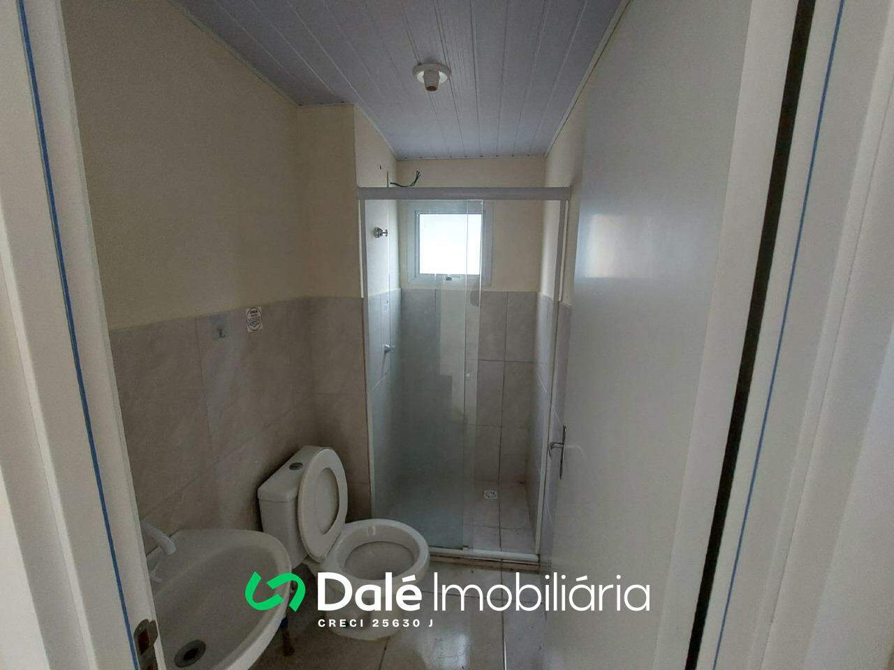 Apartamento à venda no Industrial I: Banheiro