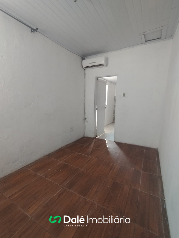 Casa à venda no Centro: 