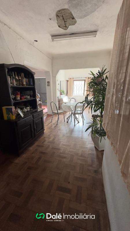 Casa à venda no Centro: 