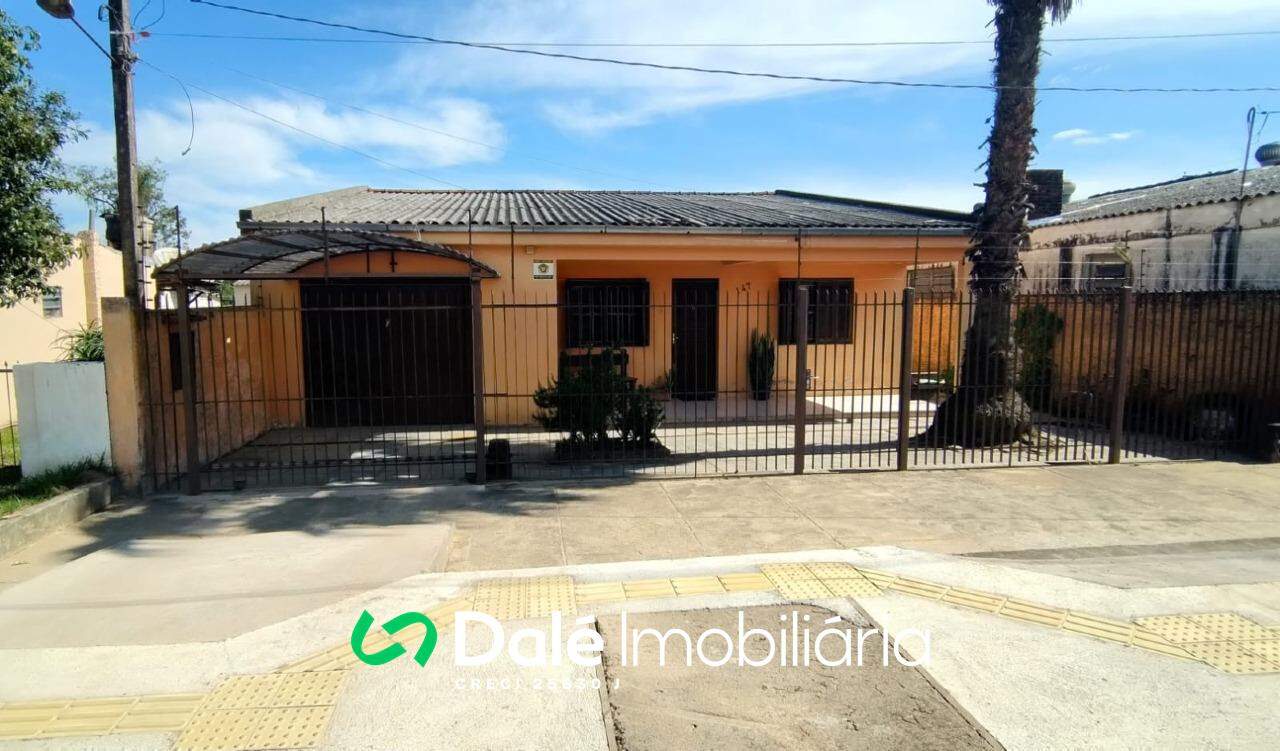 Casa à venda no Pedras Brancas: 