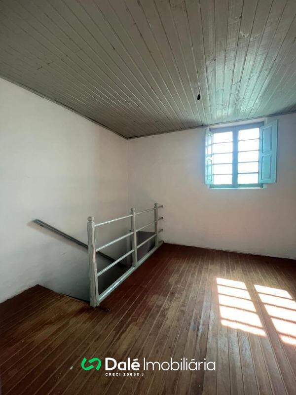 Casa à venda no Centro: 