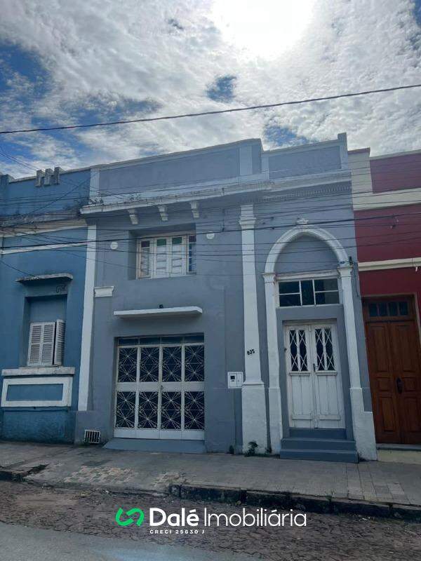 Casa à venda no Centro: 