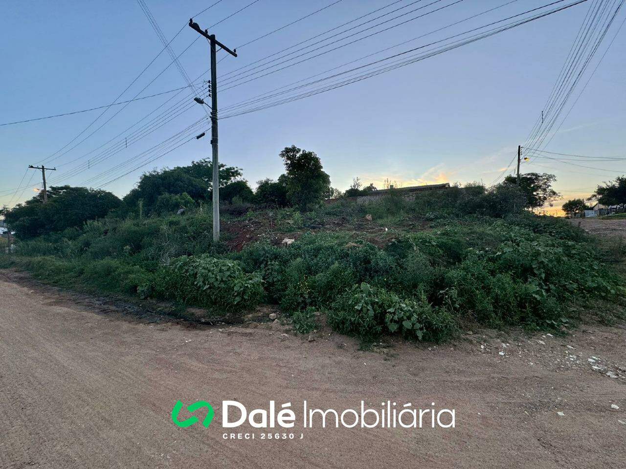 Terreno à venda no SANTA CECILIA :