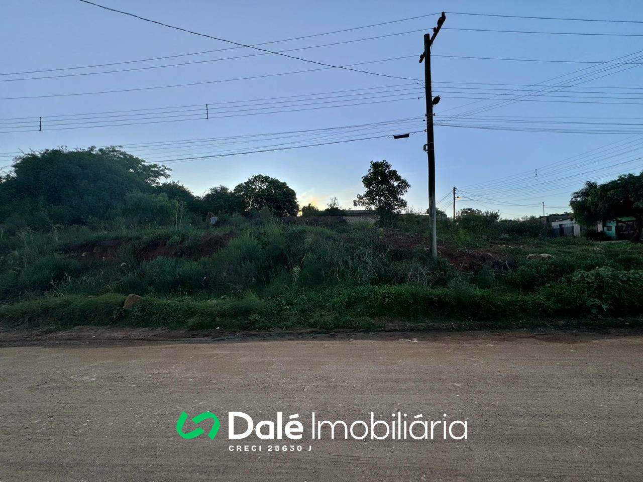 Terreno à venda no SANTA CECILIA :