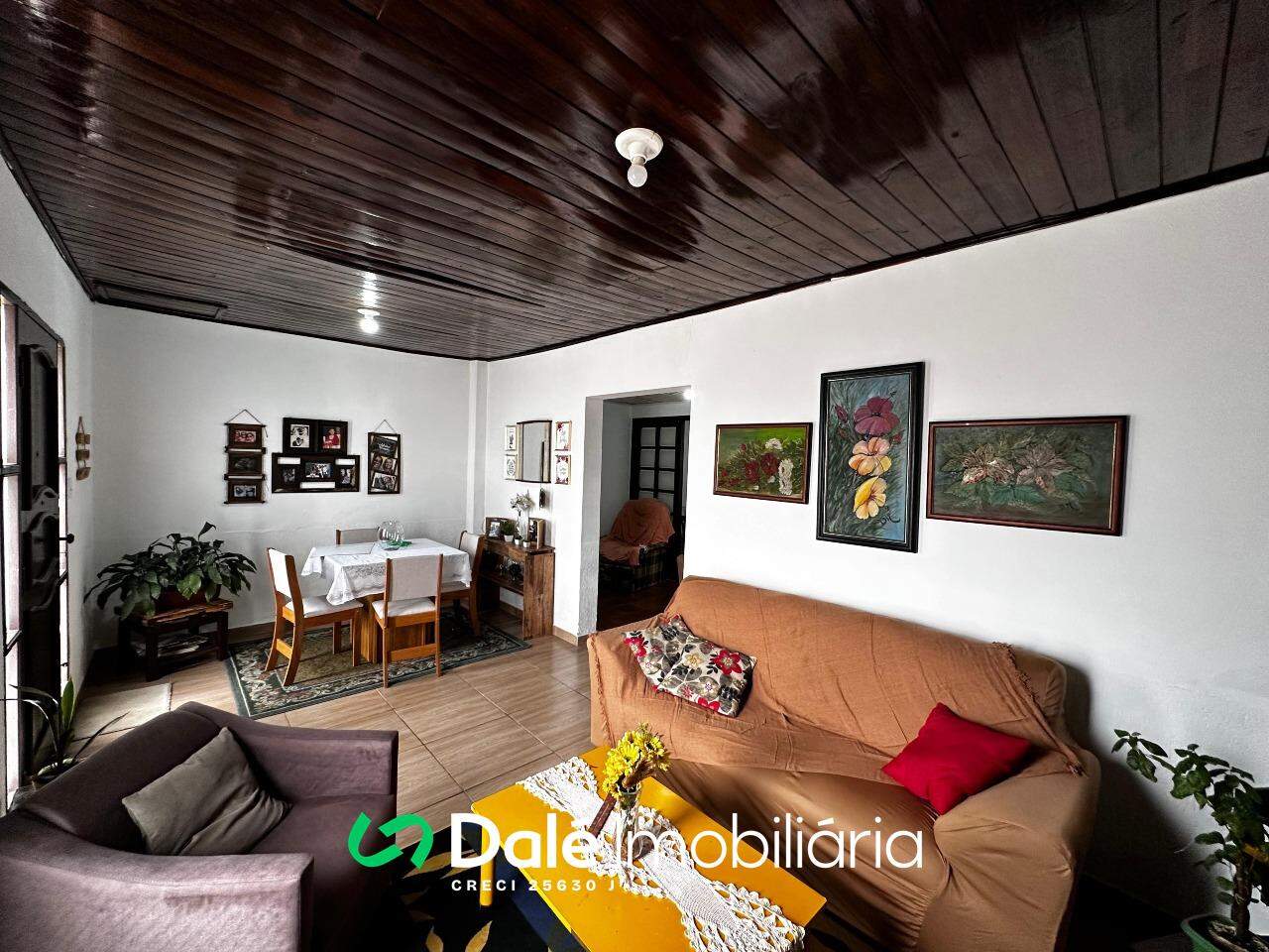 Casa à venda no Centro: 