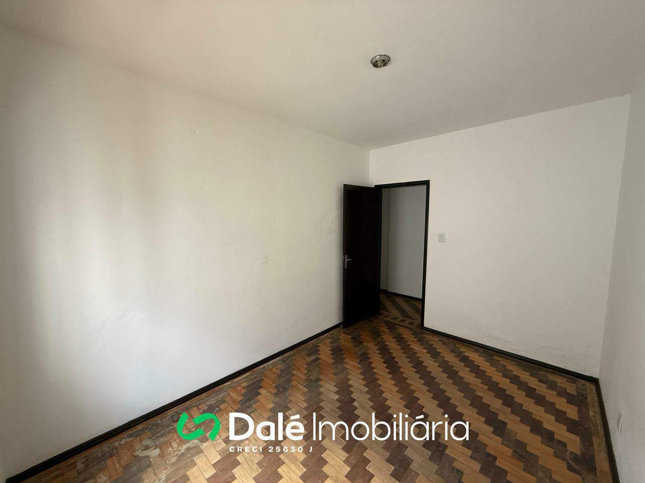 Casa à venda no Centro: 