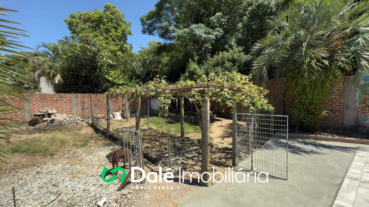 Casa à venda no Centro: 