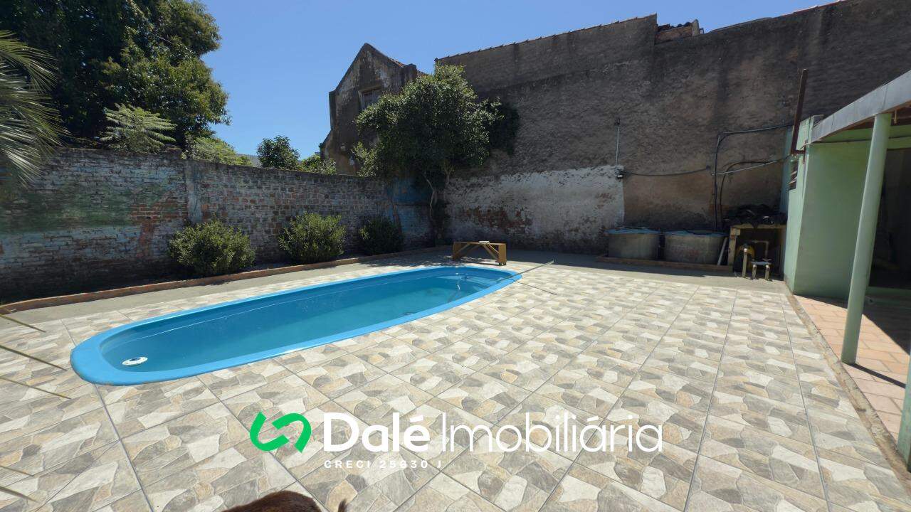 Casa à venda no Centro: 