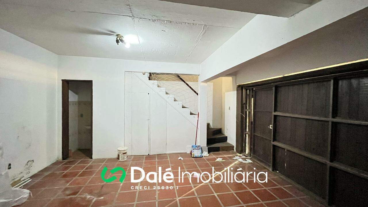 Casa à venda no Centro: 