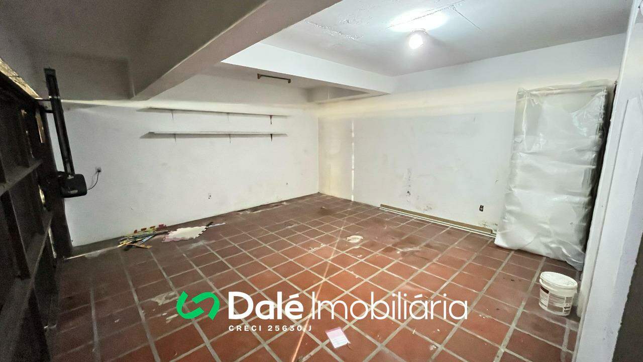 Casa à venda no Centro: 