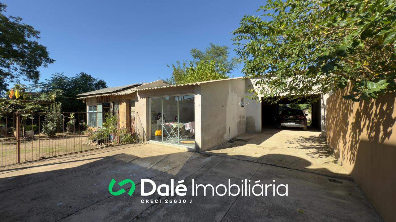Casa à venda no Pedras Brancas: 