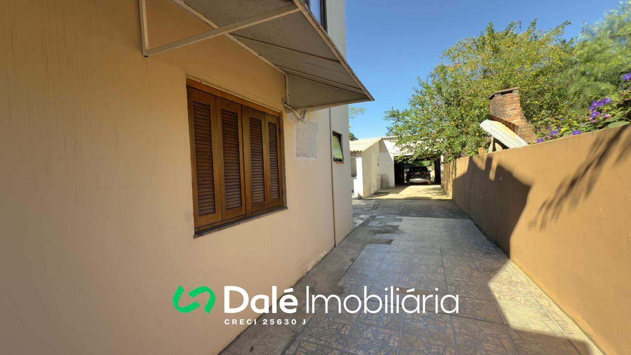 Casa à venda no Pedras Brancas: 