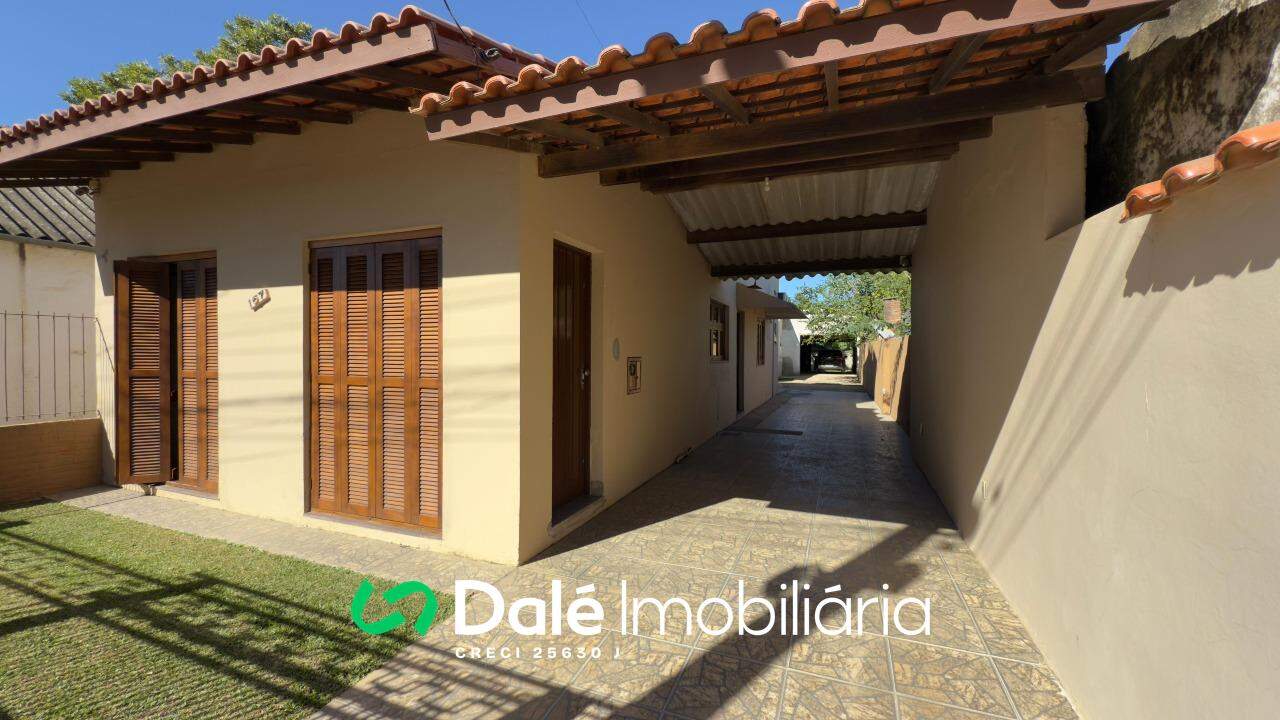 Casa à venda no Pedras Brancas: 