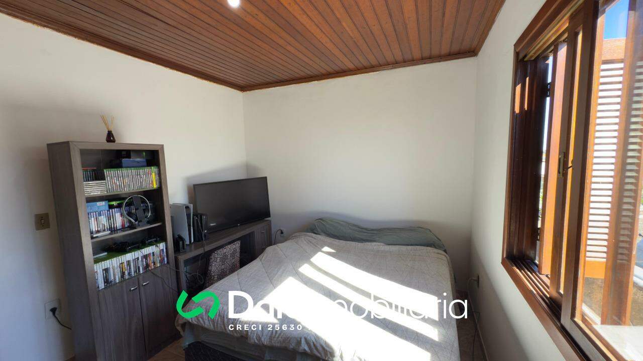 Casa à venda no Pedras Brancas: 