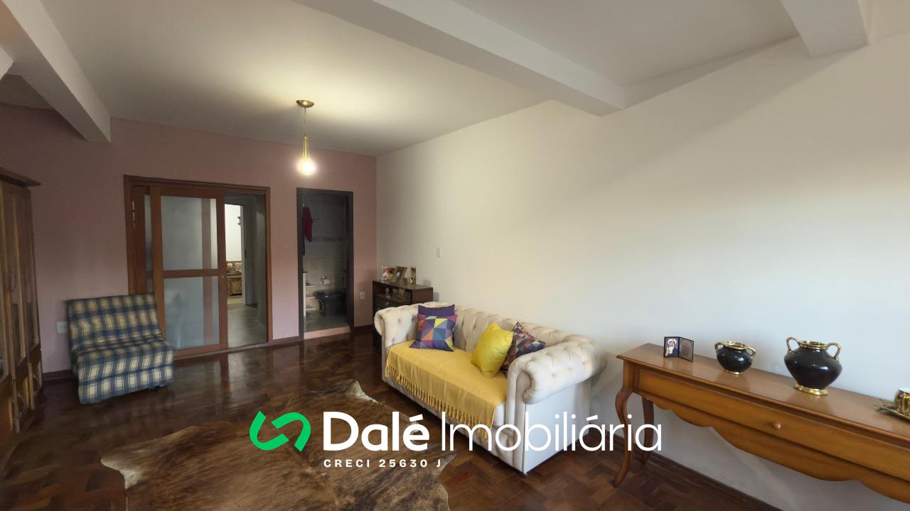 Casa à venda no Centro: 