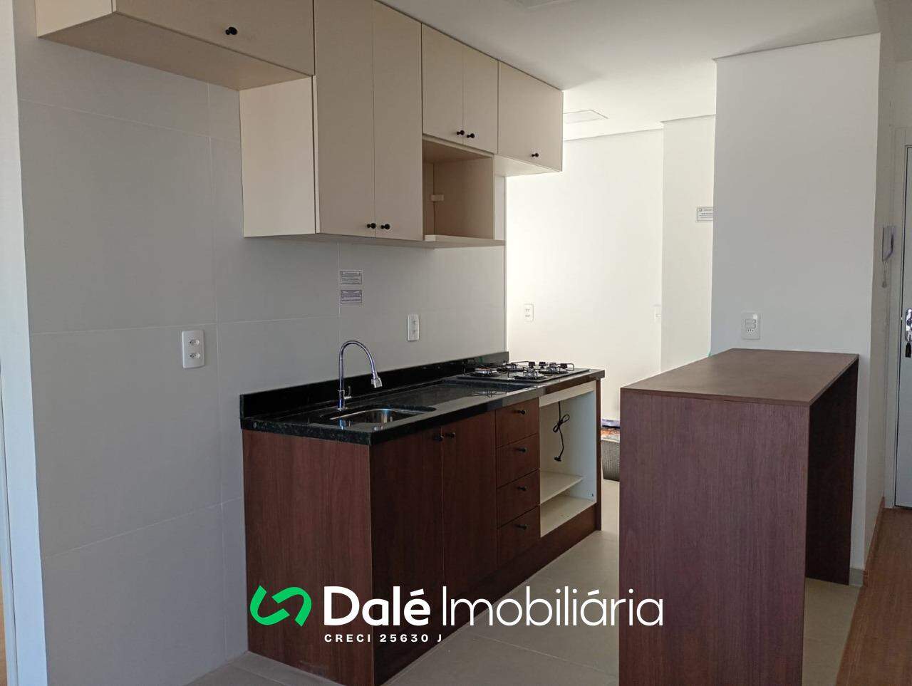 Apartamento para aluguel no Getúlio Vargas: cozinha mobiliado