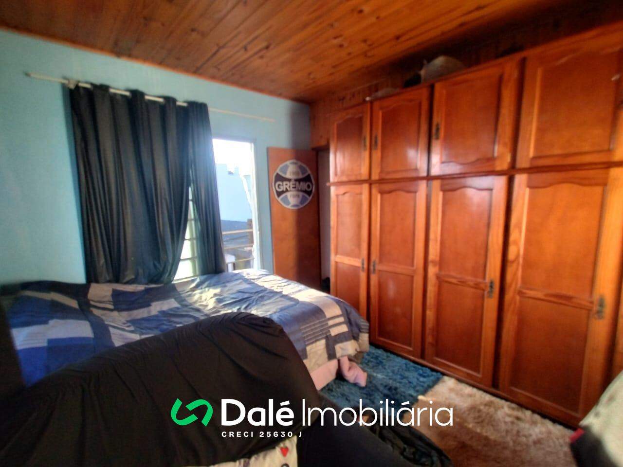 Casa à venda no Getúlio Vargas: 2° quarto com sacada