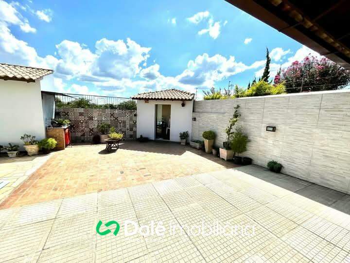 Casa à venda no Jardim do Castelo: 