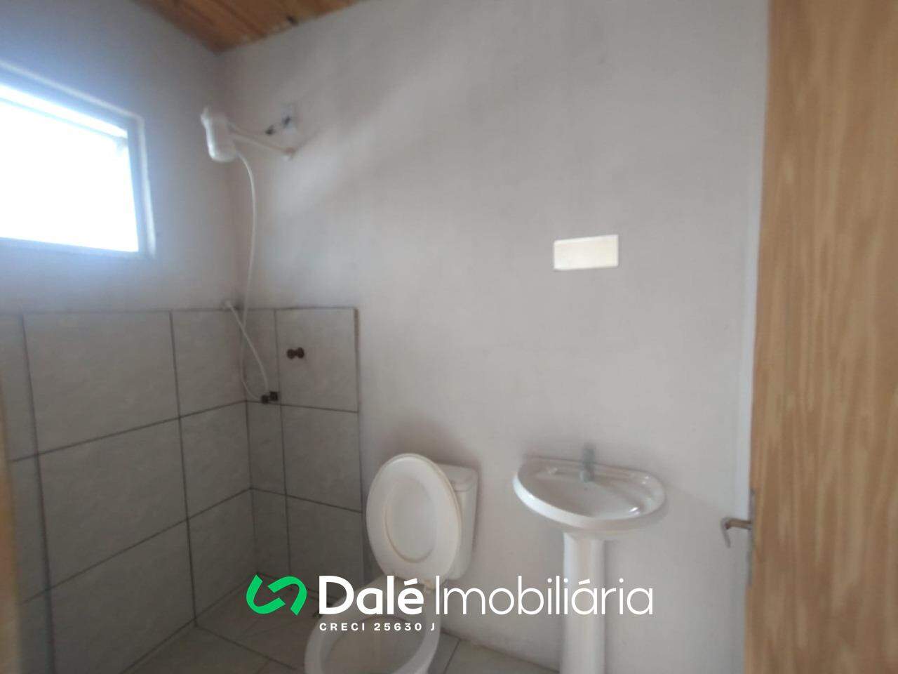 Kitnet para aluguel no Industrial I: Banheiro