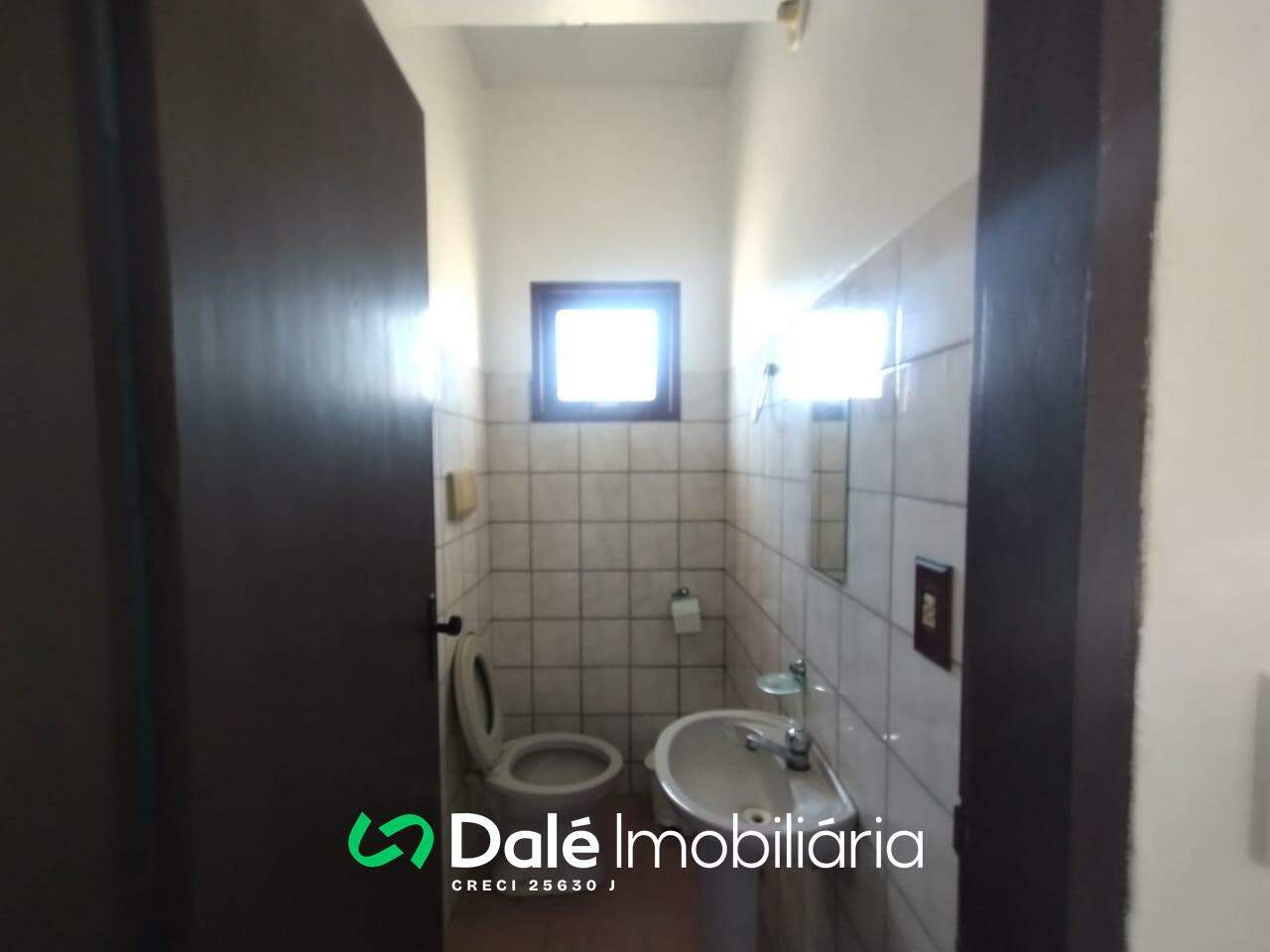 Sala para aluguel no Getúlio Vargas: Banheiro