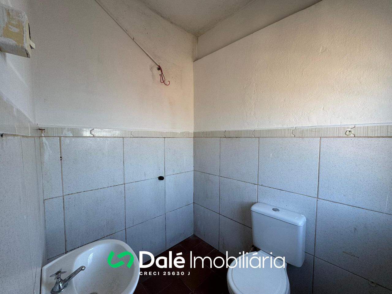 Casa à venda no Centro: banheiro