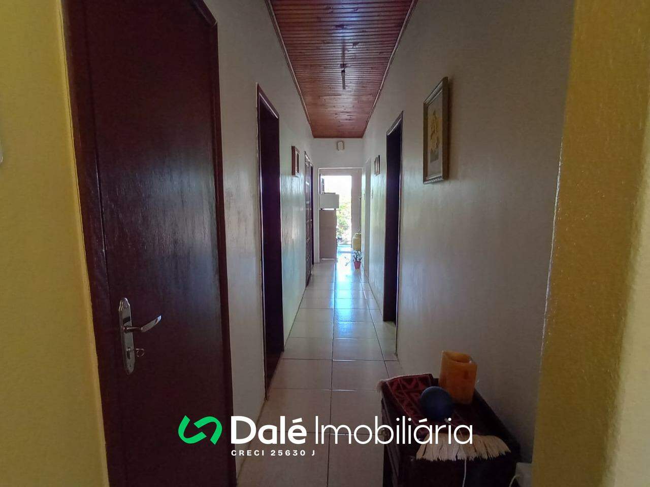 Casa à venda no Centro: corredor