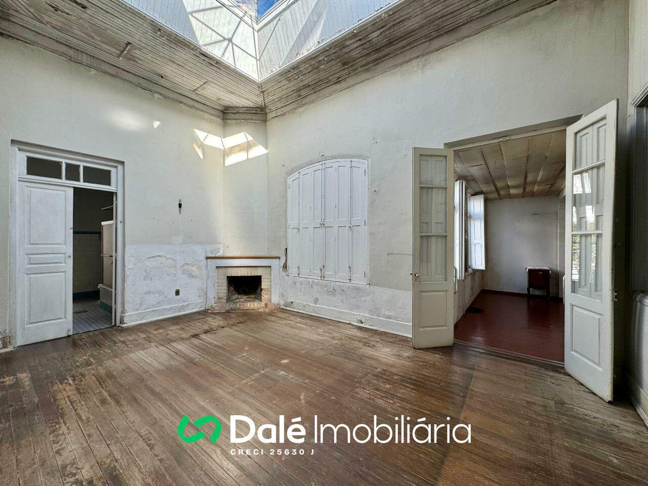 Casa à venda no Centro: 
