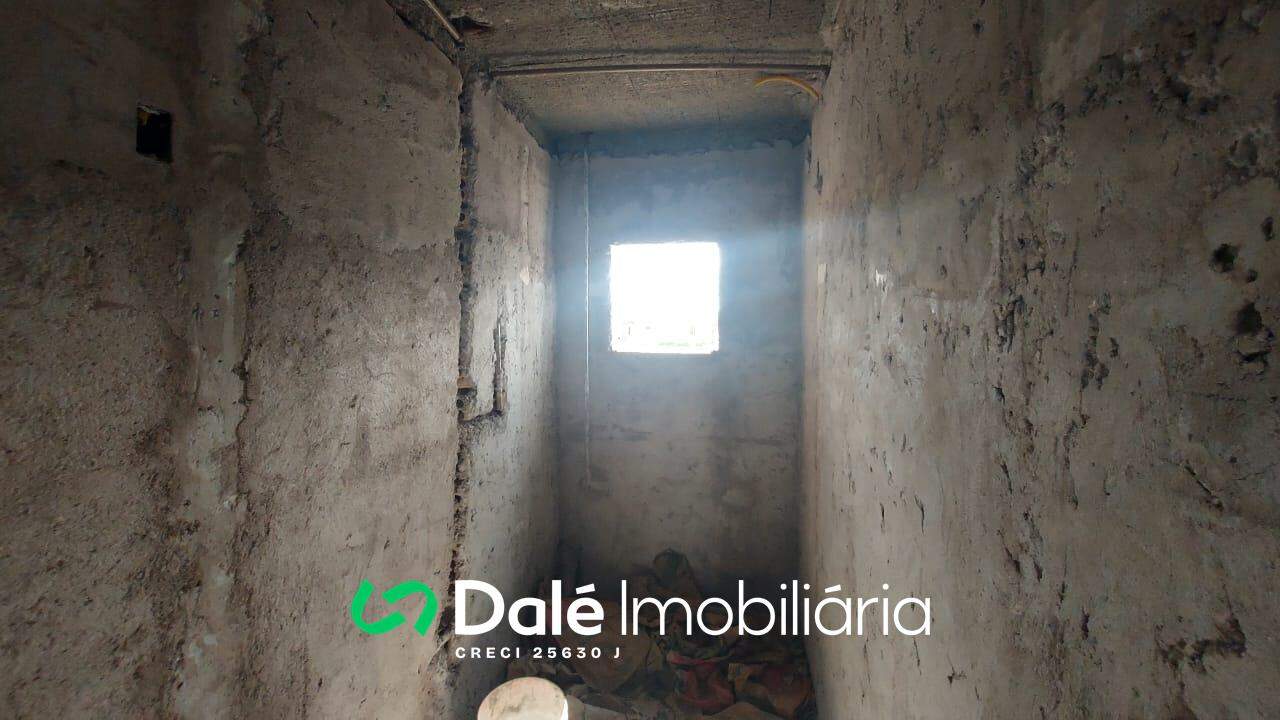 Casa à venda no Industrial I: 