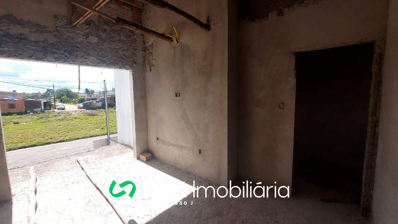 Casa à venda no Industrial I: 