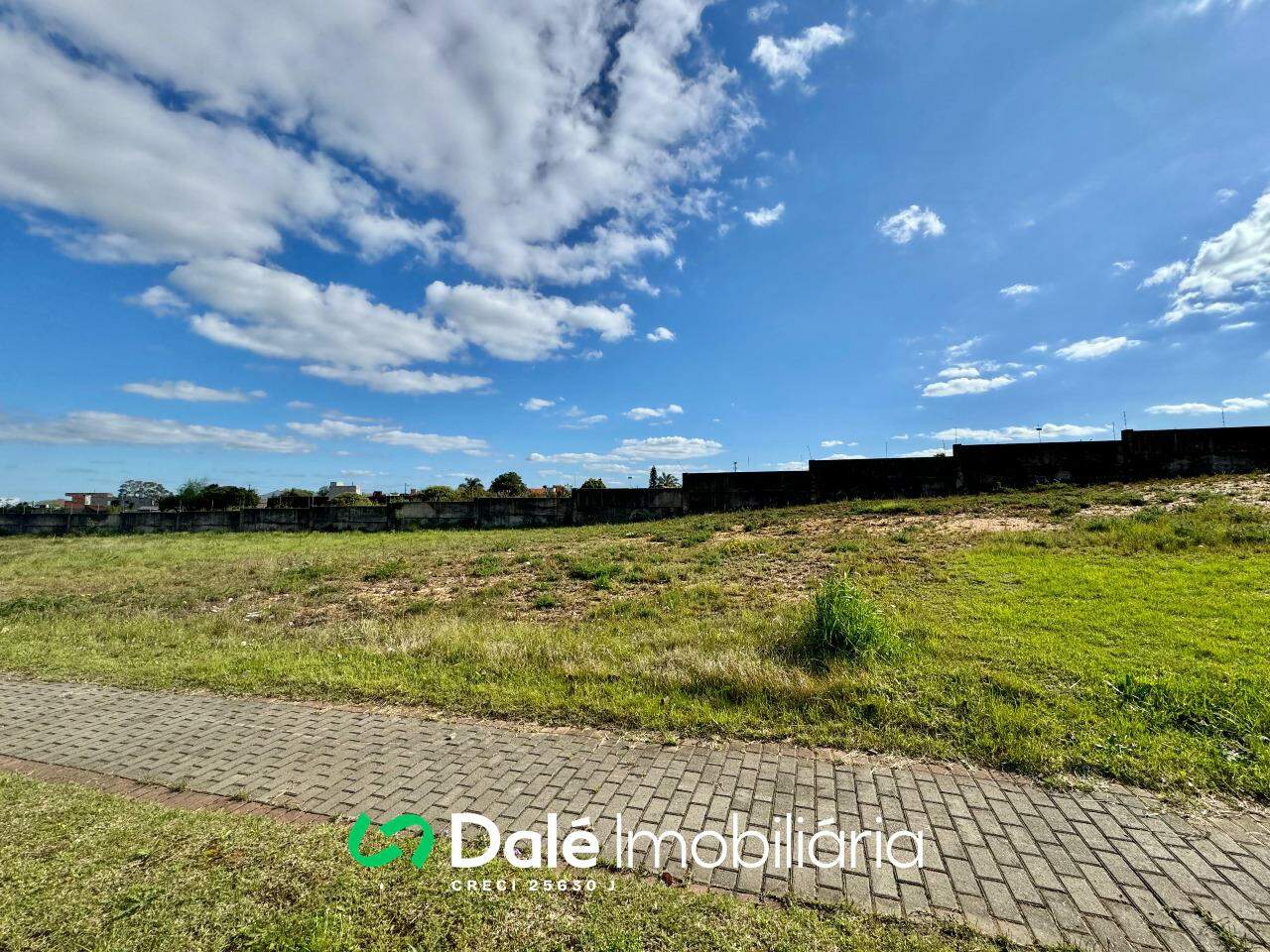 Terreno à venda no Industrial I: