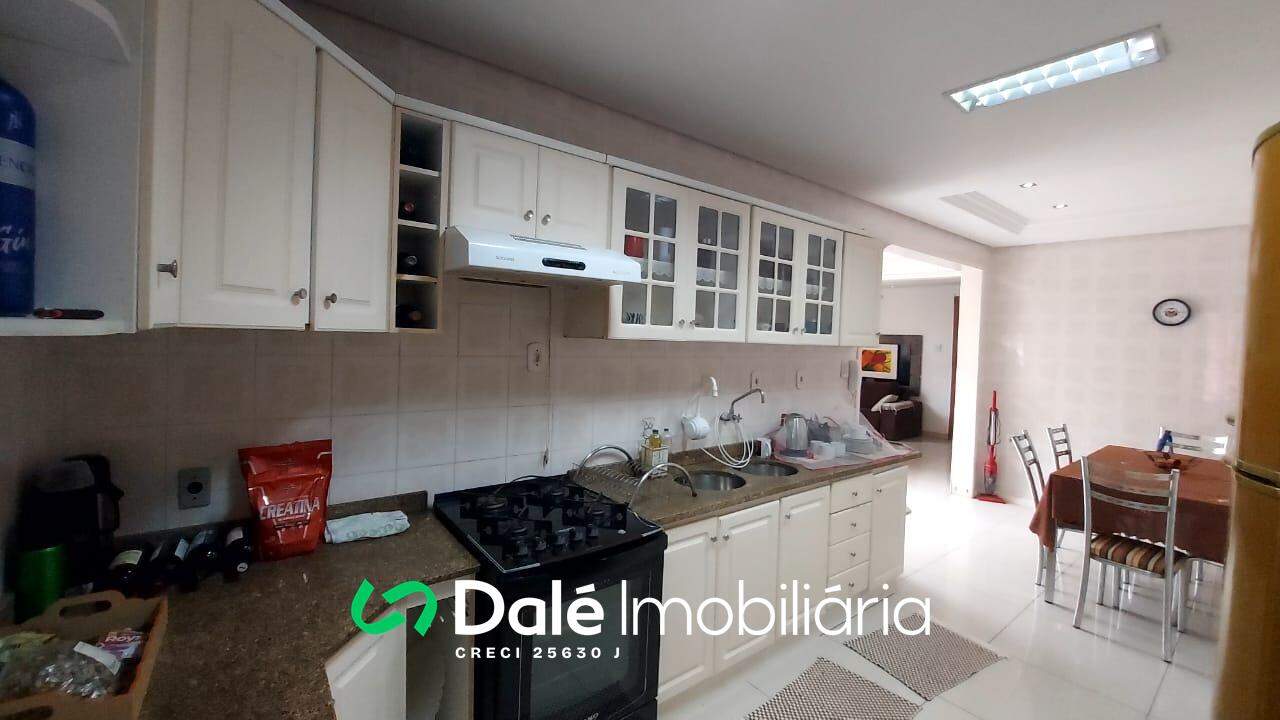 Casa à venda no Centro: cozinha