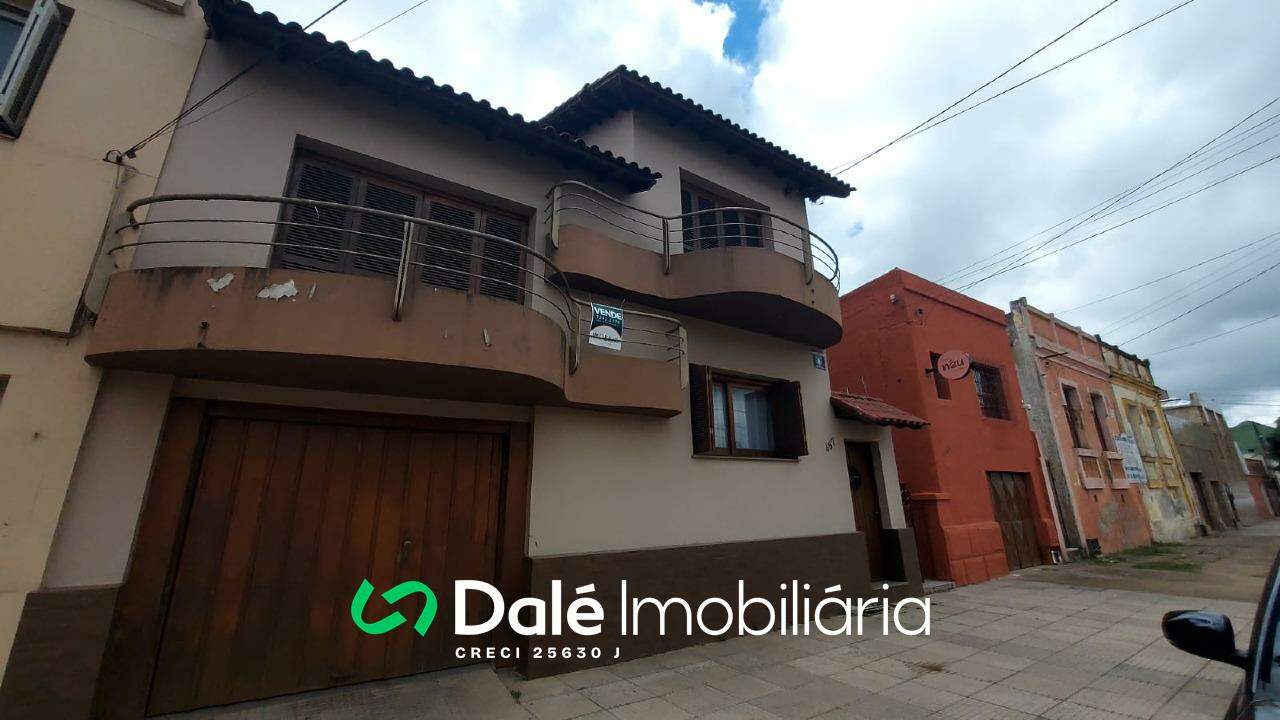 Casa à venda no Centro: 